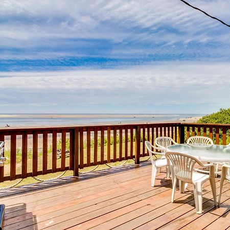 Happy Camp Beachfront Cabin Netarts Exterior photo
