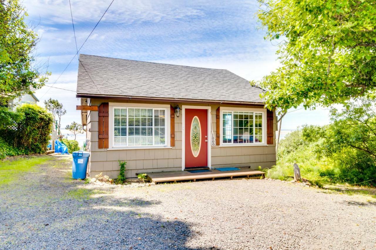 Happy Camp Beachfront Cabin Netarts Exterior photo
